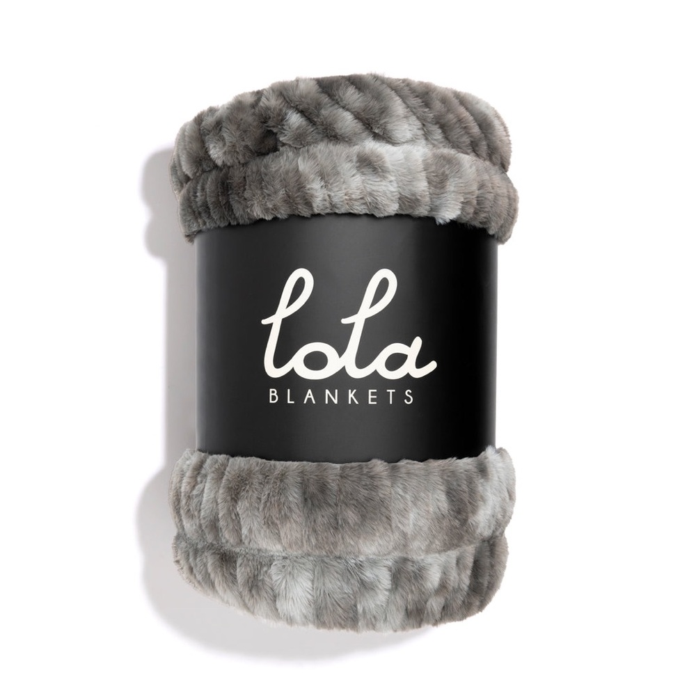 LOLA Blankets, Smokey Skies Med